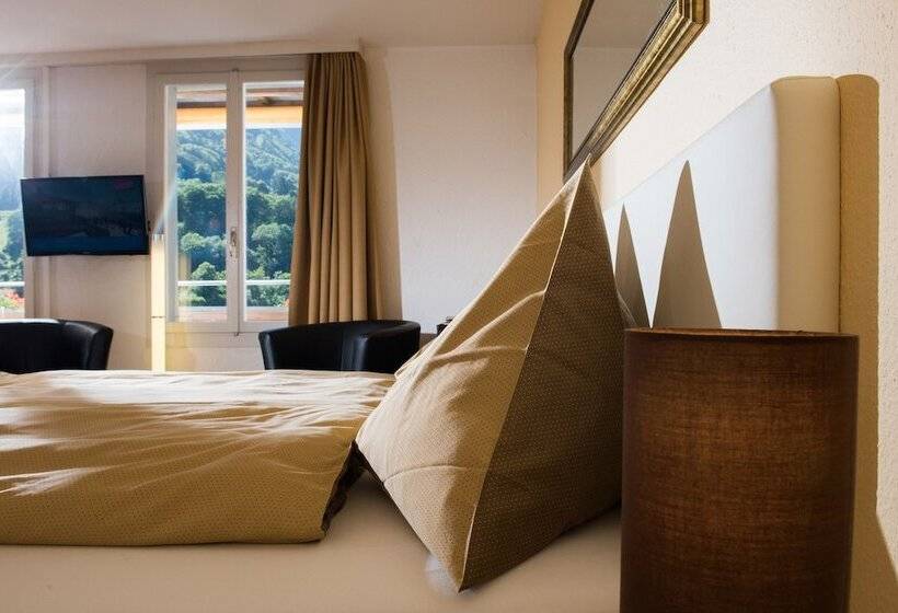3 Bett Standardzimmer mit Ausblick, Jungfrau