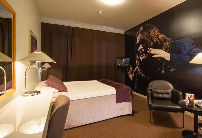 חדר סופריור יחיד, L Hulingen