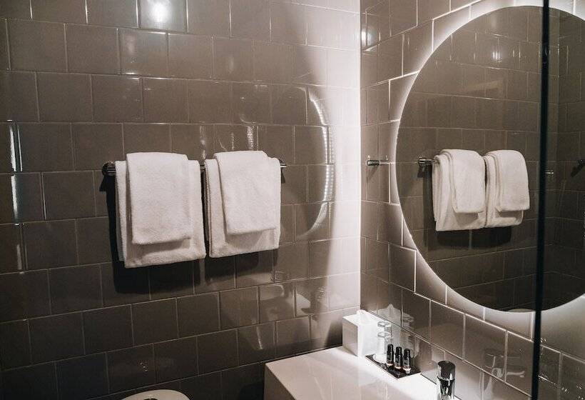 スタンダードルーム, L Sodra Berget