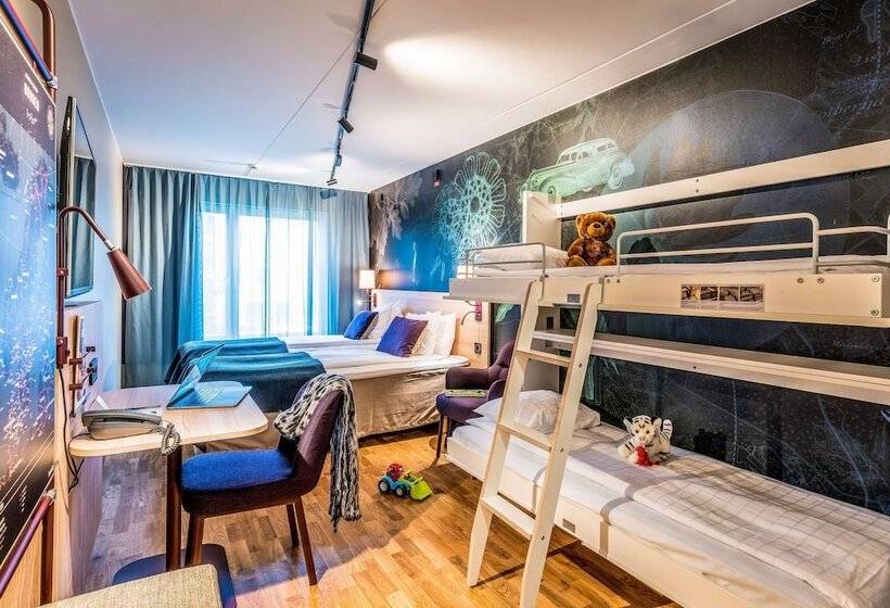 غرفة عائلية, Scandic Skarholmen