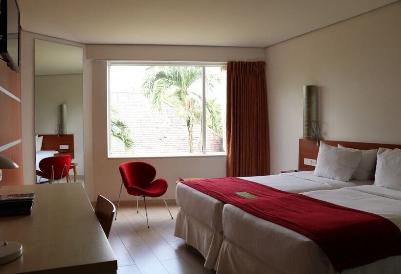 اتاق استاندارد, Torarica Resort