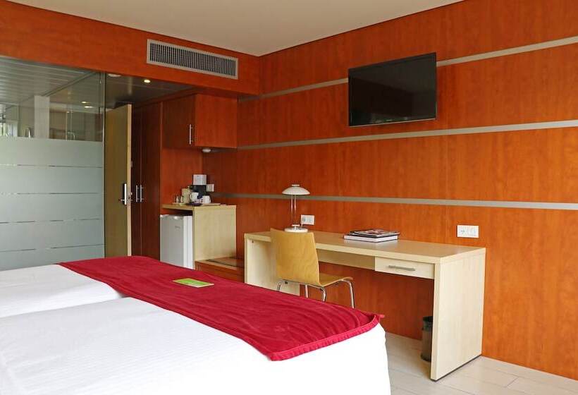 اتاق استاندارد, Torarica Resort