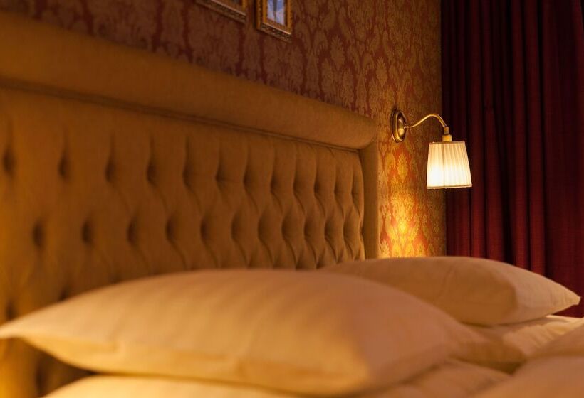 سوییت خانوادگی, Walliserhof Zermatt