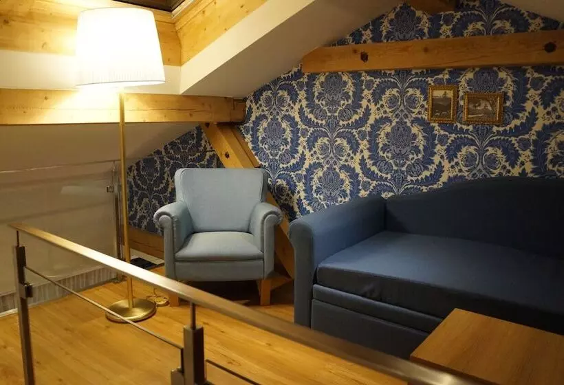 اتاق خانوادگی, Walliserhof Zermatt