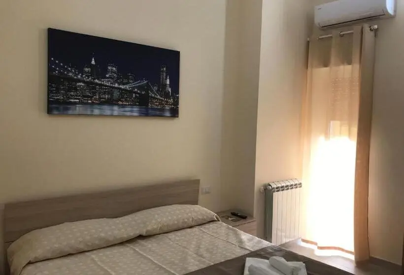 キングサイズベッドのスタンダードルーム, B&b Trieste Caltanissetta