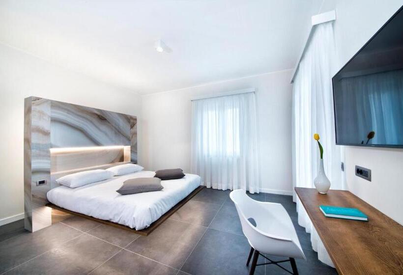 Номер Стандарт Вид на Море, Villa Orleans