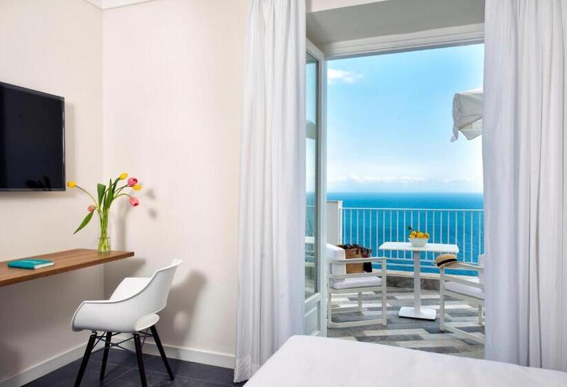 Номер Стандарт Вид на Море с Балконом, Villa Orleans