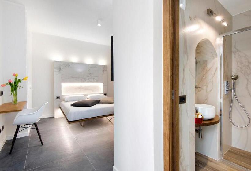 Номер Deluxe Вид на Море с Балконом, Villa Orleans