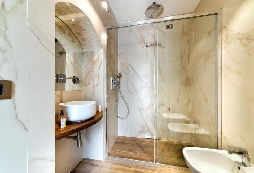 Номер Deluxe Вид на Море с Балконом, Villa Orleans