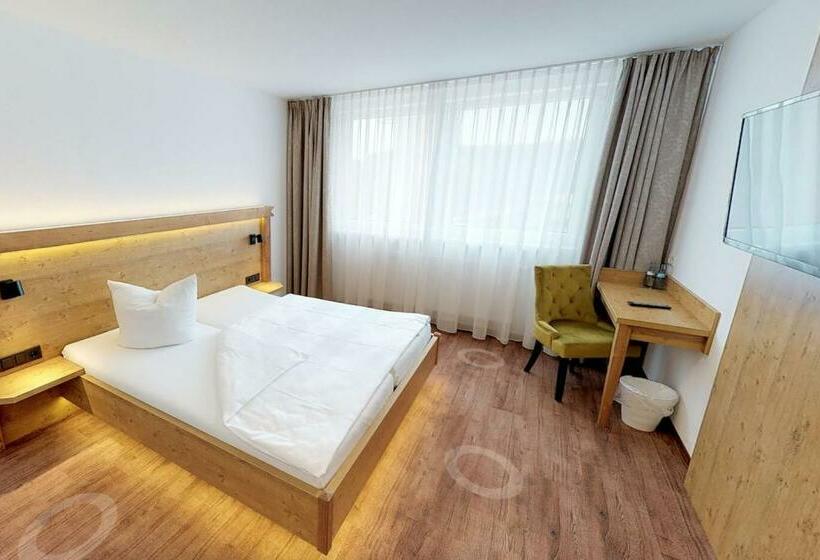 Номер Комфорт, Forsthof