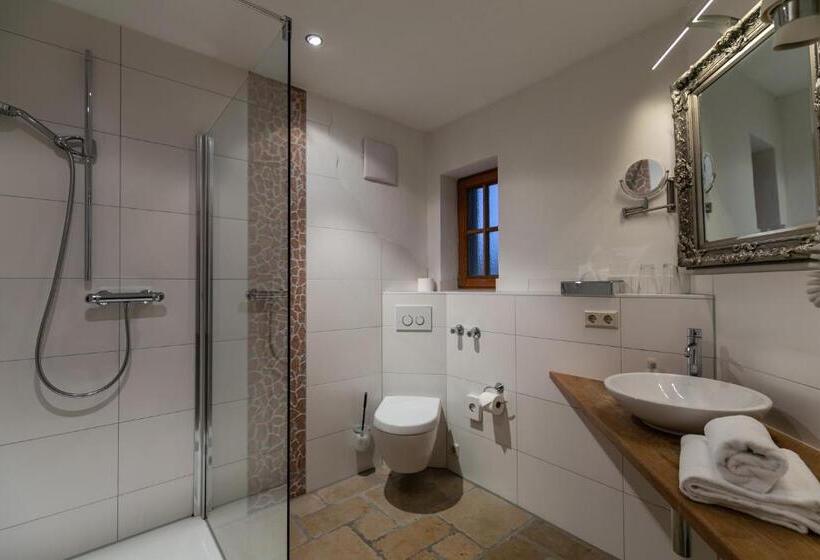 Полулюкс, Forsthof