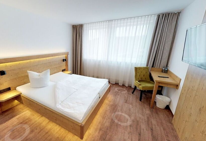 Номер Комфорт, Forsthof