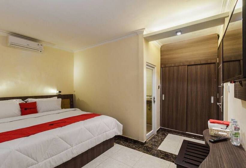 Номер Стандарт, Reddoorz Plus @ Boulevard Panakkukang