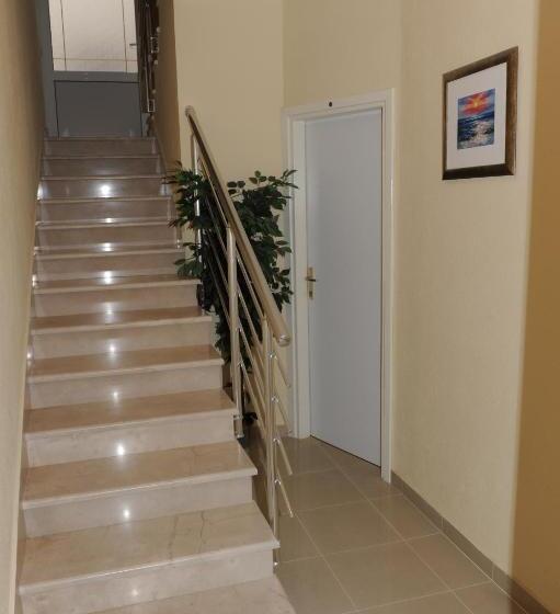 Standaard Studio met Balkon, Rooms Valentino