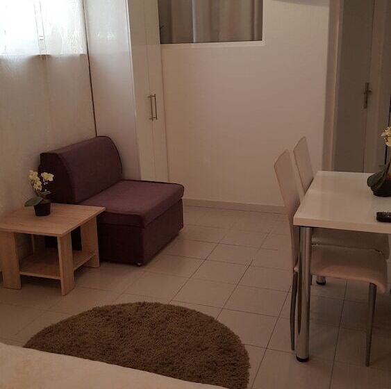 Comfort Kamer, Rooms Valentino