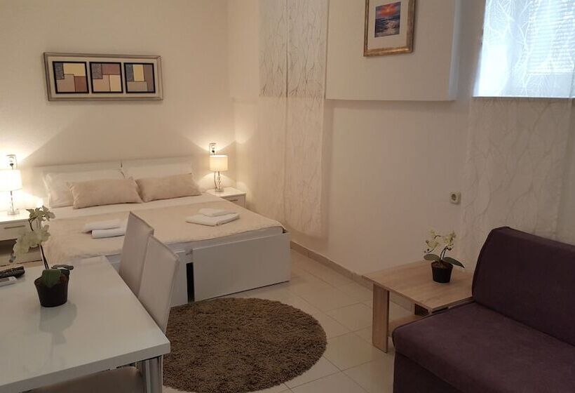 Comfort Kamer, Rooms Valentino