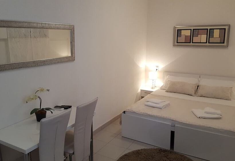 Comfort Kamer, Rooms Valentino