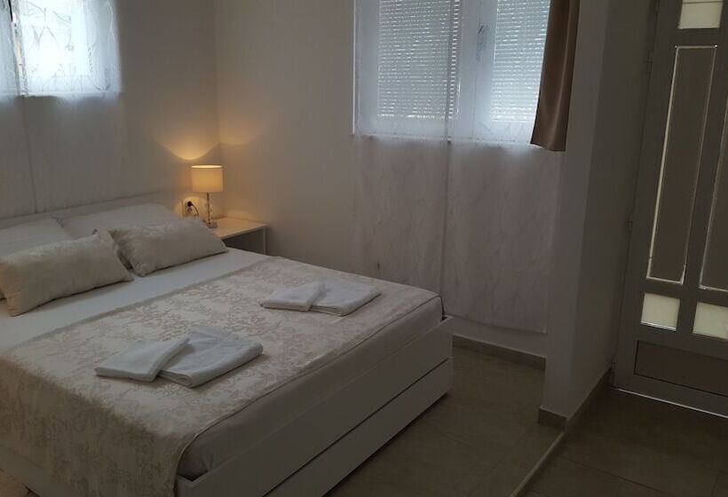 StandaardKamer, Rooms Valentino