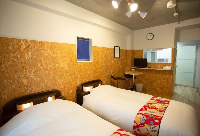 Superior Rum, Rest Inn Kyoto