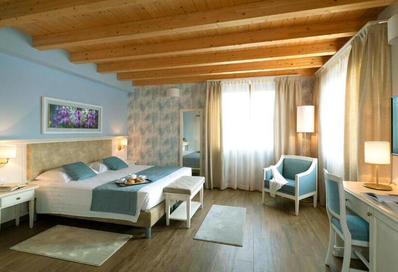 수피리어 룸, Borgo Romantico Relais