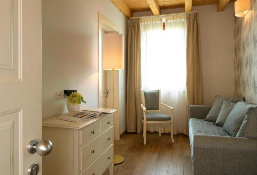 Люкс, Borgo Romantico Relais