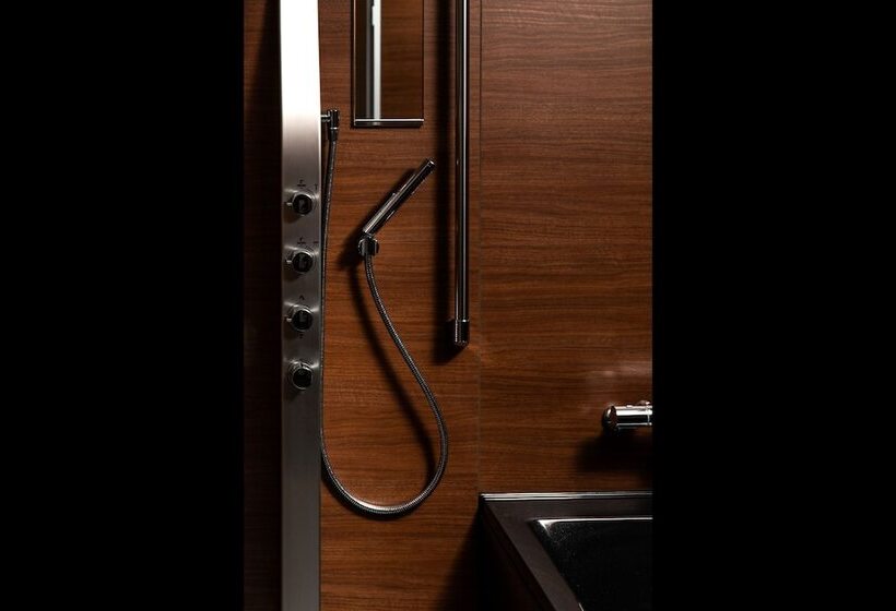 Номер Deluxe, Eph Kyoto