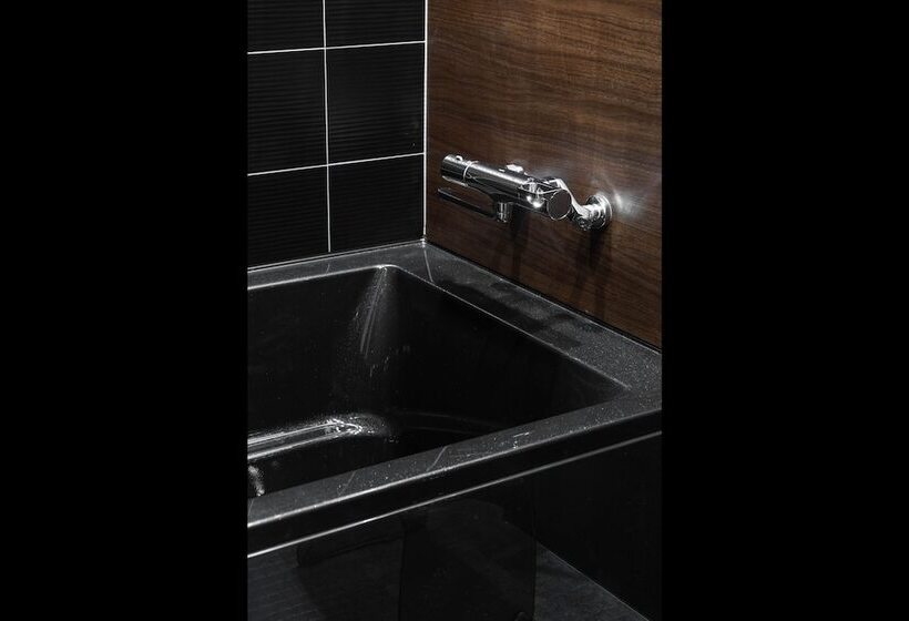 Номер Deluxe, Eph Kyoto