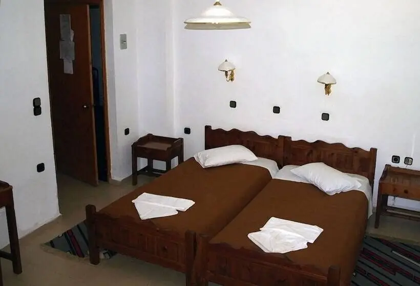 Standard Triple Room, Exari