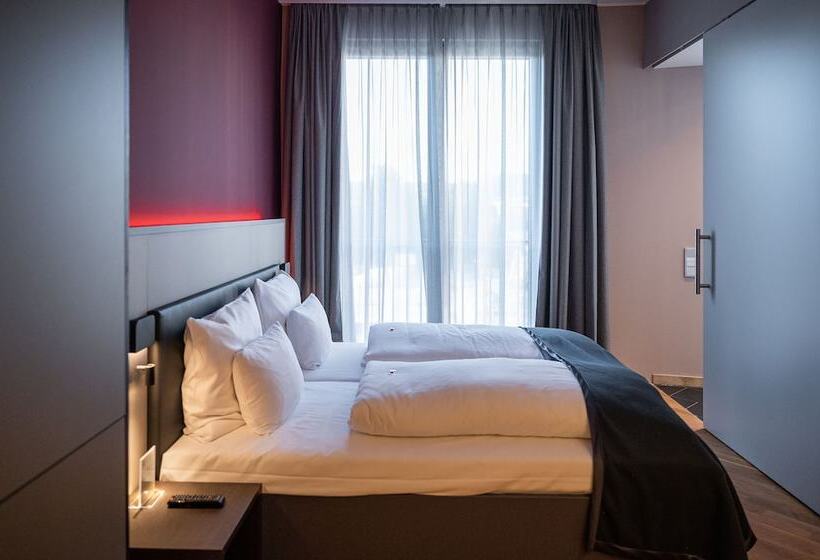 Номер Стандарт, Qube Hotel Bahnstadt