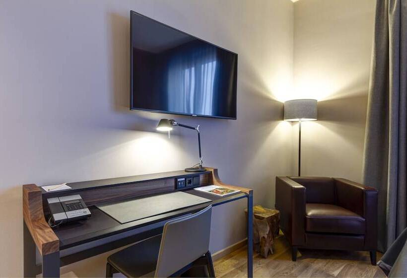 Номер Стандарт, Qube Hotel Bahnstadt