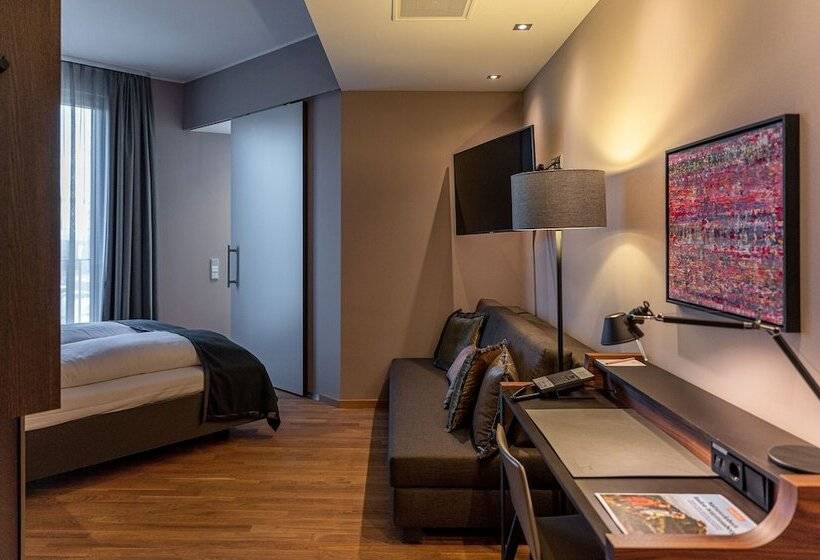 Номер Superior, Qube Hotel Bahnstadt