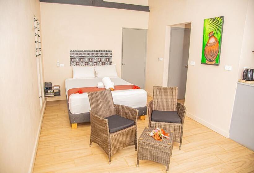 스탠다드 룸 킹사이즈 침대, Seatiki Resort Fiji On Coast