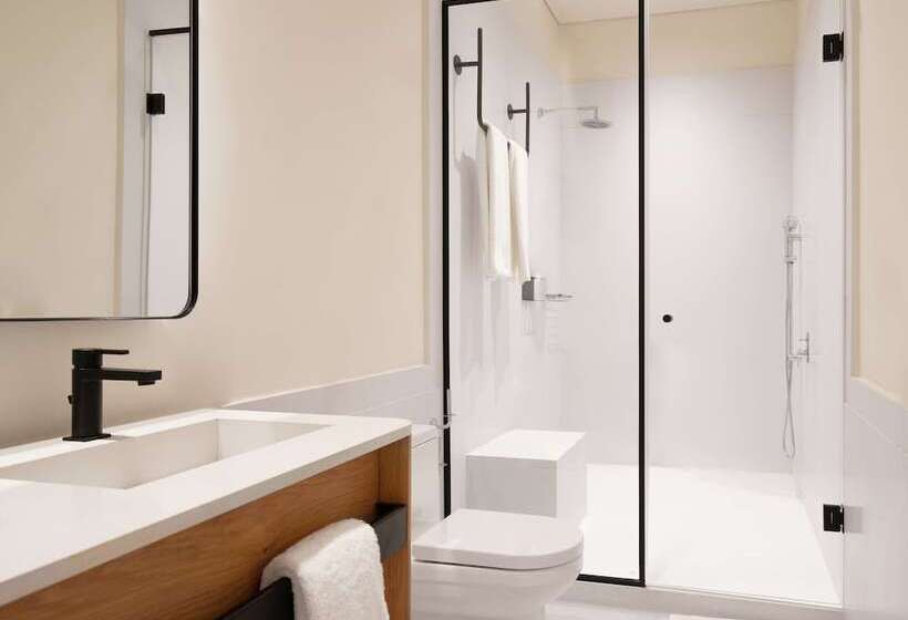 اتاق استاندارد با تخت دوبل, Umbral, A Curio Collection By Hilton