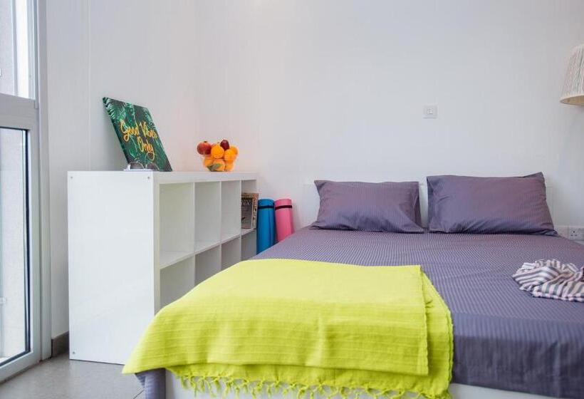 اتاق سوپریور, Jedi Hub Hostel