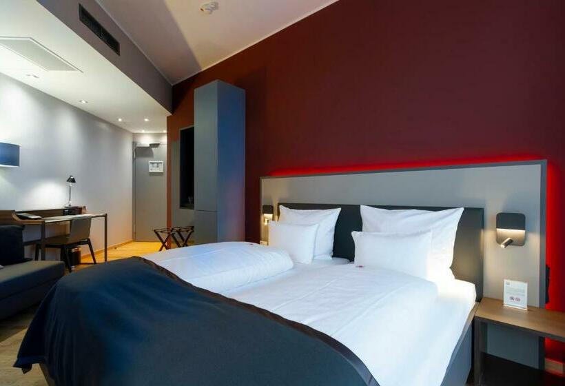 Номер Superior, Qube Hotel Bahnstadt