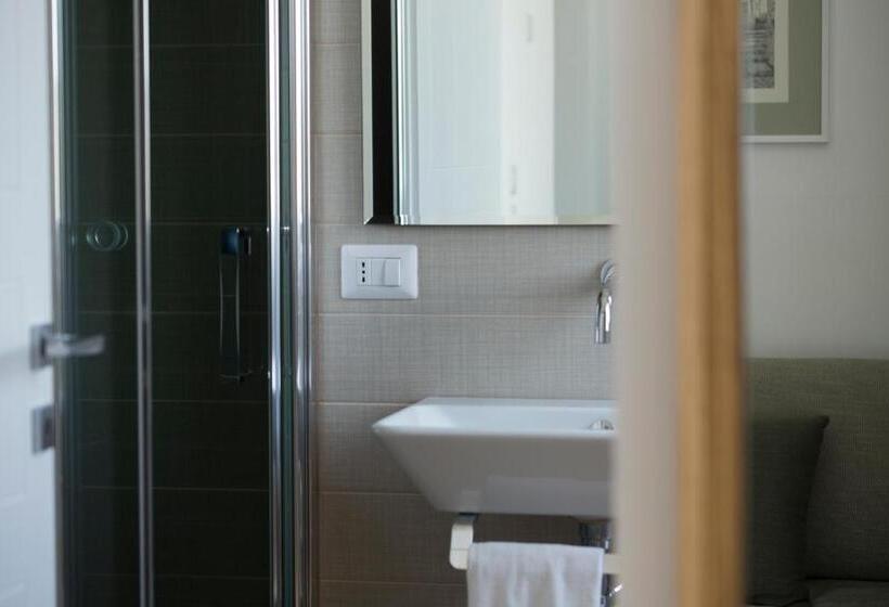 带大床的豪华间, Casa Festa Rooms