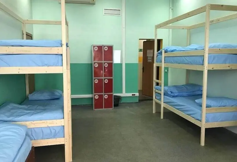 Bed in Shared Room with Shared Bathroom, Hostel Lounge Blizzzko