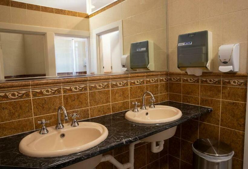 Семейный Номер Совместный Санузел, Criterion Hotel Gundagai