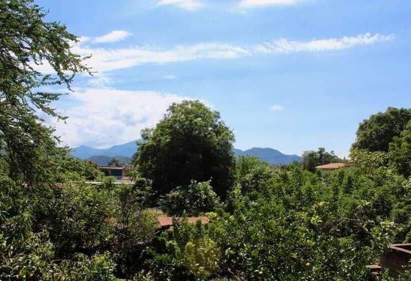 带双人床的经济房间, Meson La Huerta