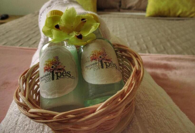 园景标准四人间, Pousada Rancho Dos Ipês