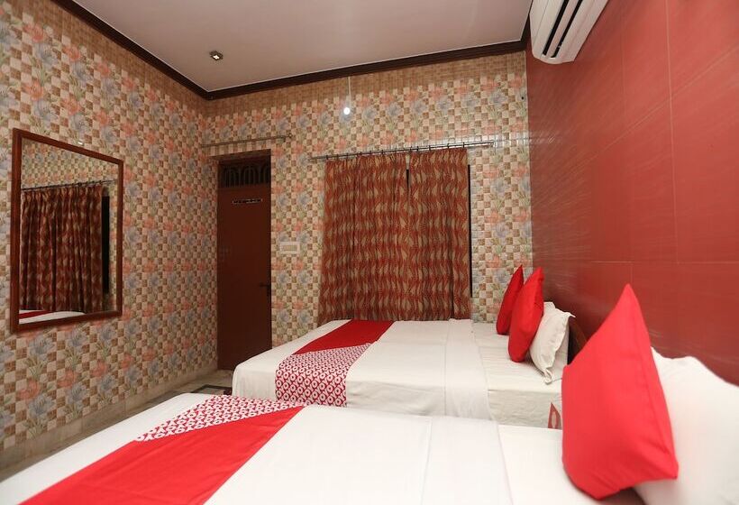 デラックスルーム, Rashmi