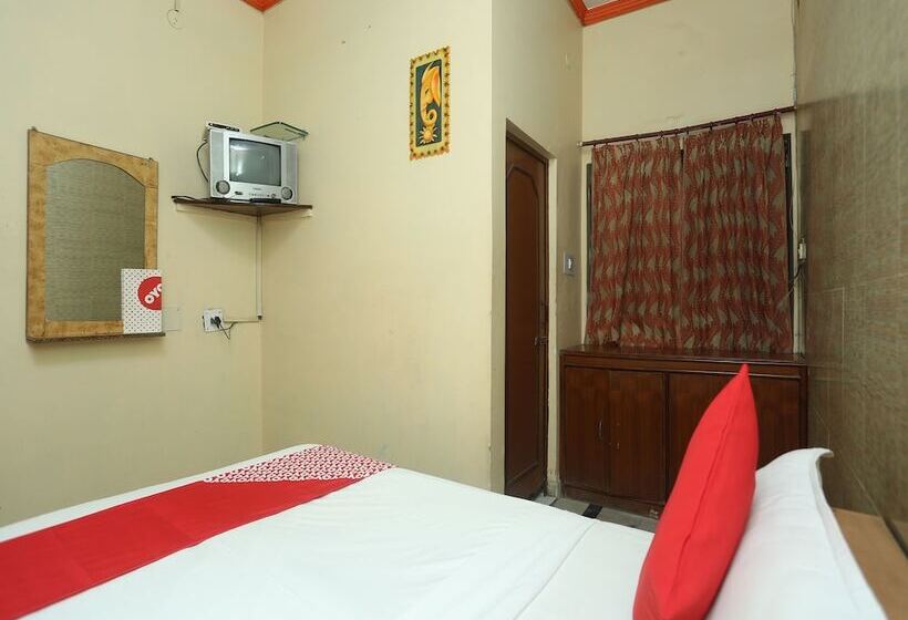 スタンダードルーム, Rashmi