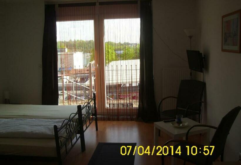 اتاق استاندارد با بالکن, Casa Rose