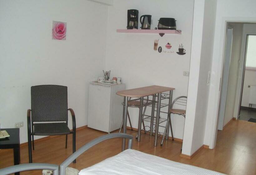 اتاق استاندارد با بالکن, Casa Rose