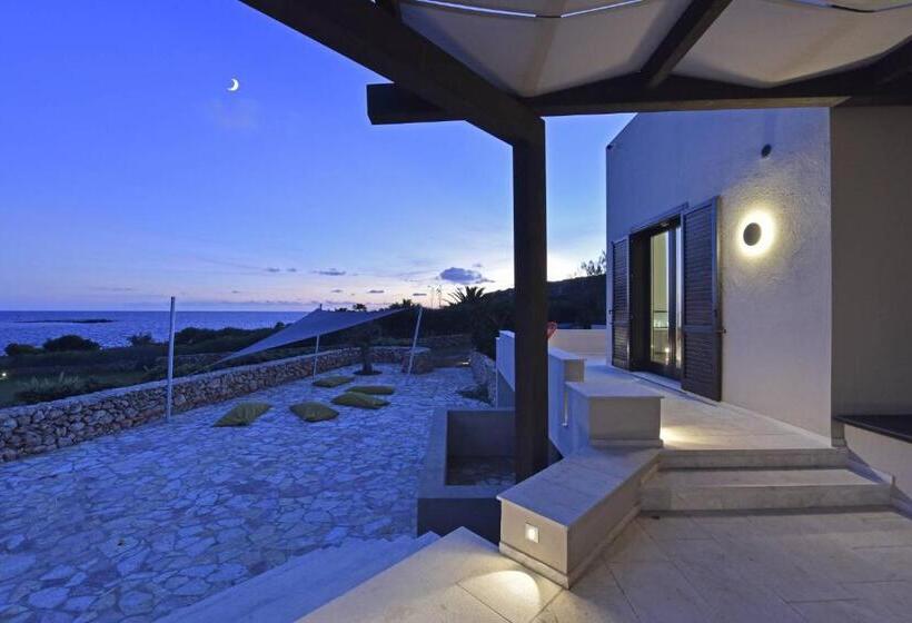 Deluxe Suite Sea View, Villa Pirreca