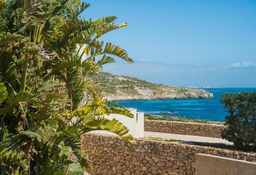 اتاق لوکس با چشم‌انداز دریا, Villa Pirreca