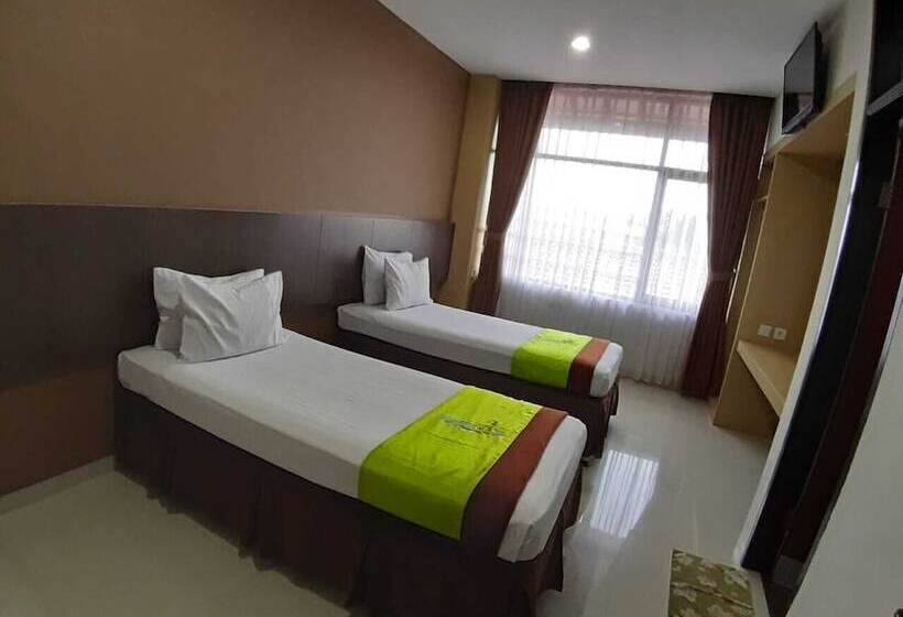 スーペリアトリプルルーム, Bumi Makmur Indah