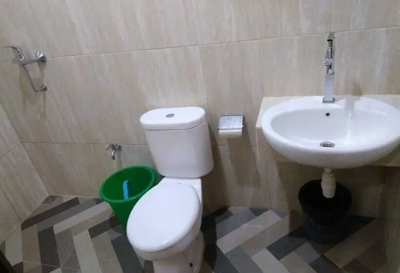 Habitación Triple Superior, Bumi Makmur Indah