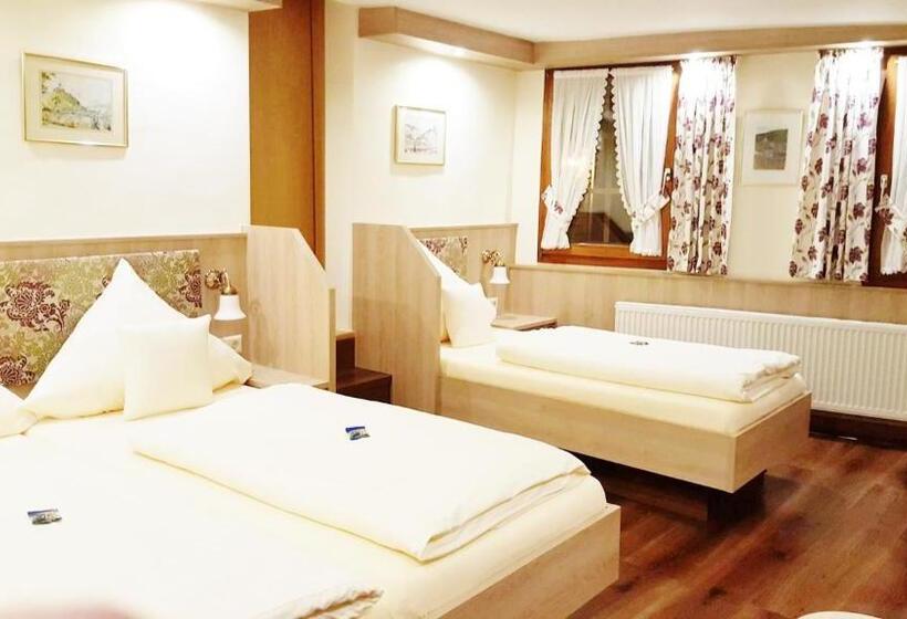 패밀리 룸, Gute Quelle