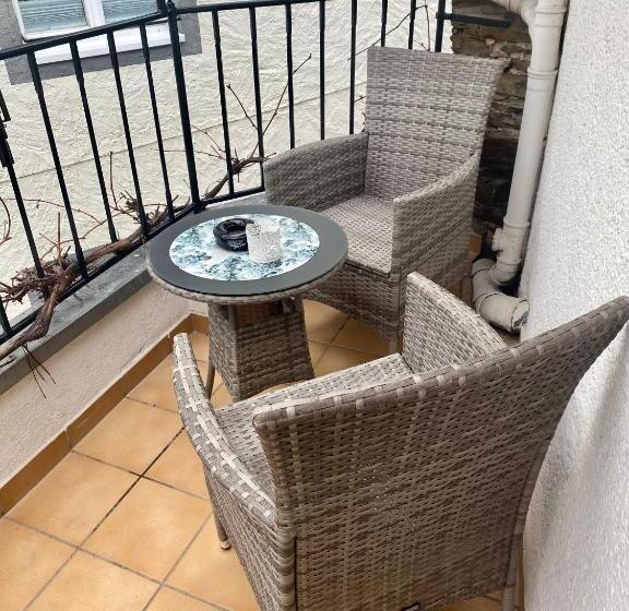 패밀리 룸, Gute Quelle